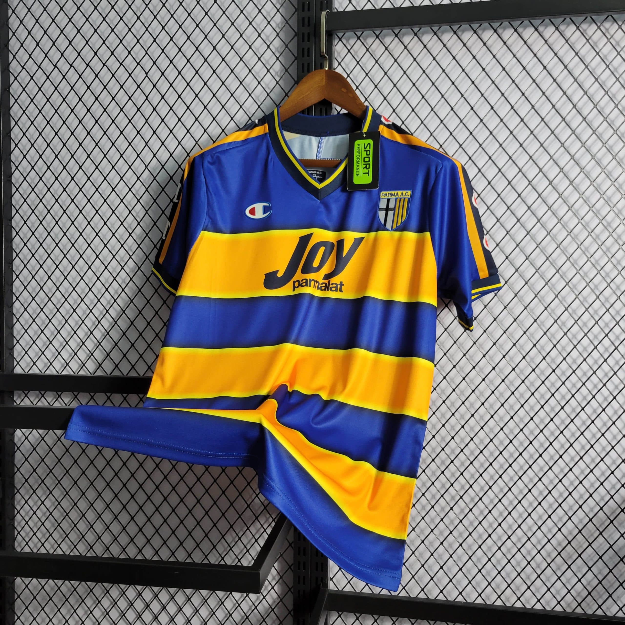 Parma Calcio 2001/02 Away Retro Jersey