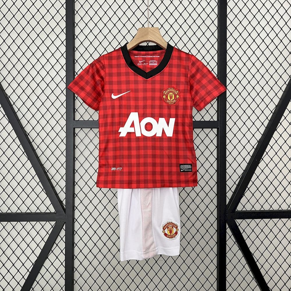 Manchester United 2012/13 Home Kids Retro Jersey And Shorts