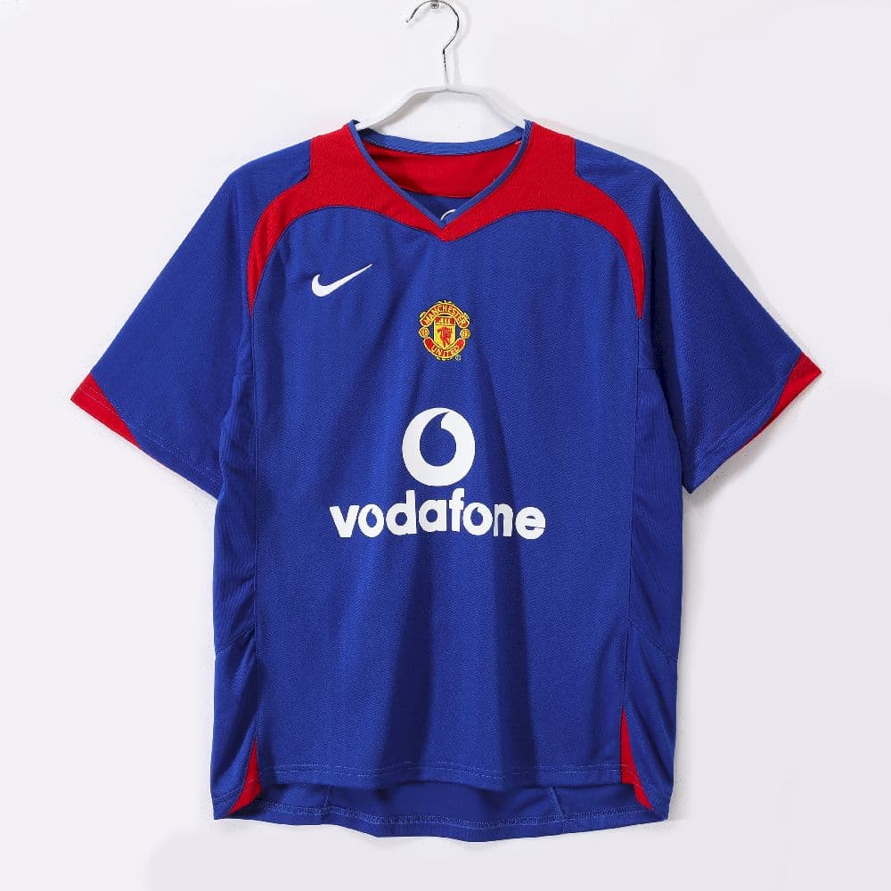 Retro Manchester United 2005/06 Away Jersey