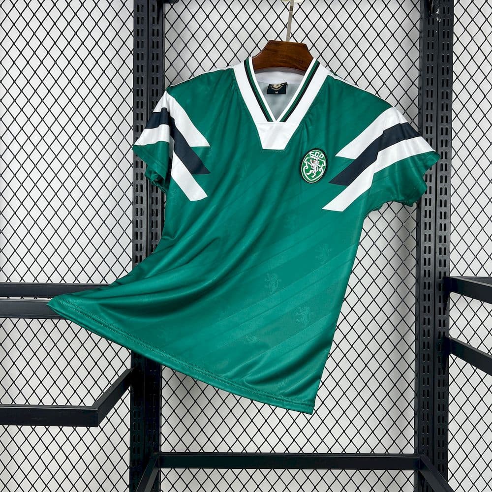 Mens Sporting CP 2025/26 Special Retro Jersey Small size 2